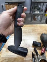 Load image into Gallery viewer, Modified Mako